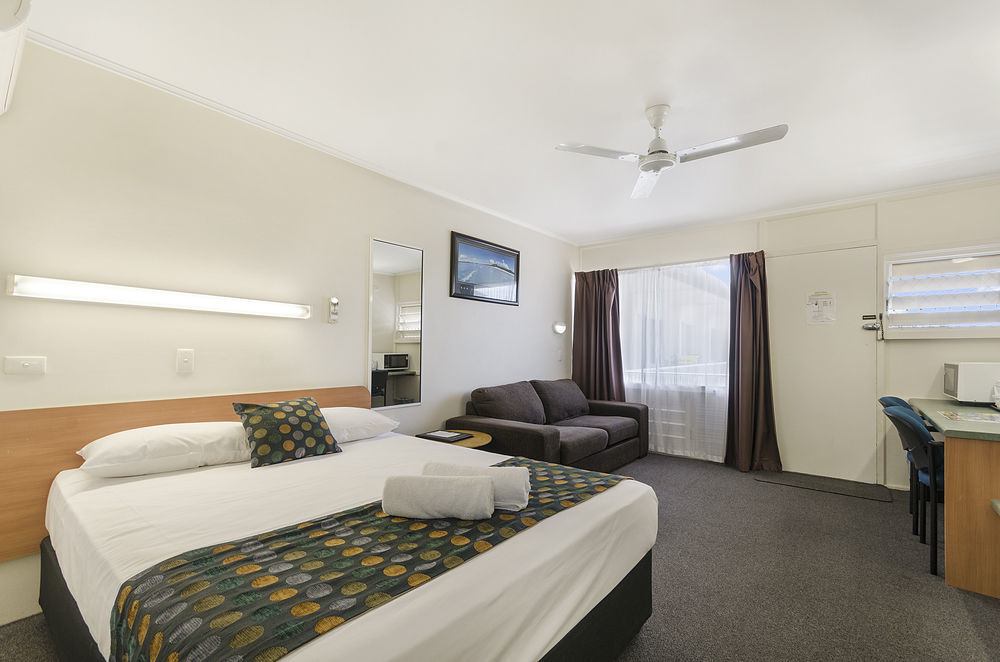 Beach House Motel Townsville Zewnętrze zdjęcie